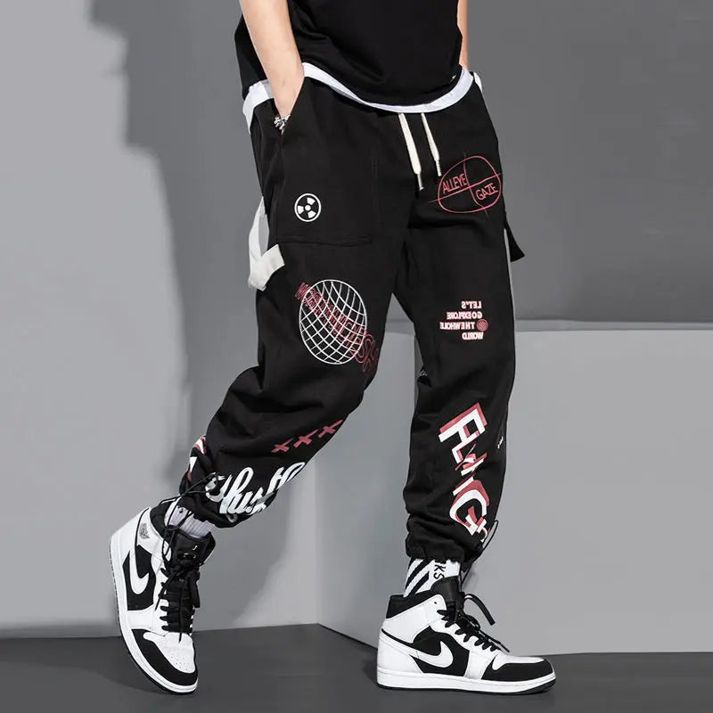 Streetwear Homens Corredores Calças de Moletom Imprimir Preto Branco Calças Cargo Techwear Harém Calças Tornozelo Comprimento Calças Esporte Casual Corrida