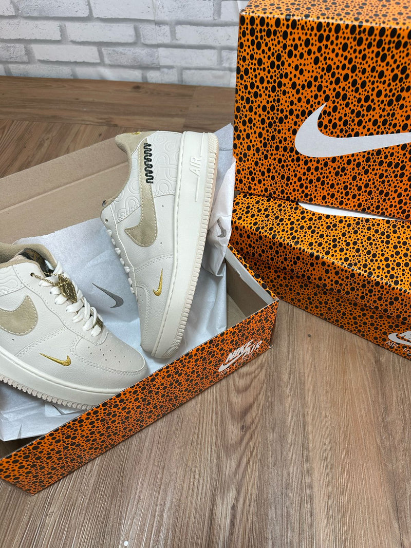 NIke AIR FORCE LUXO