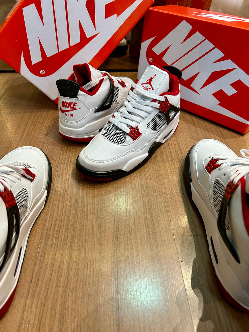 Nike Jordan 4