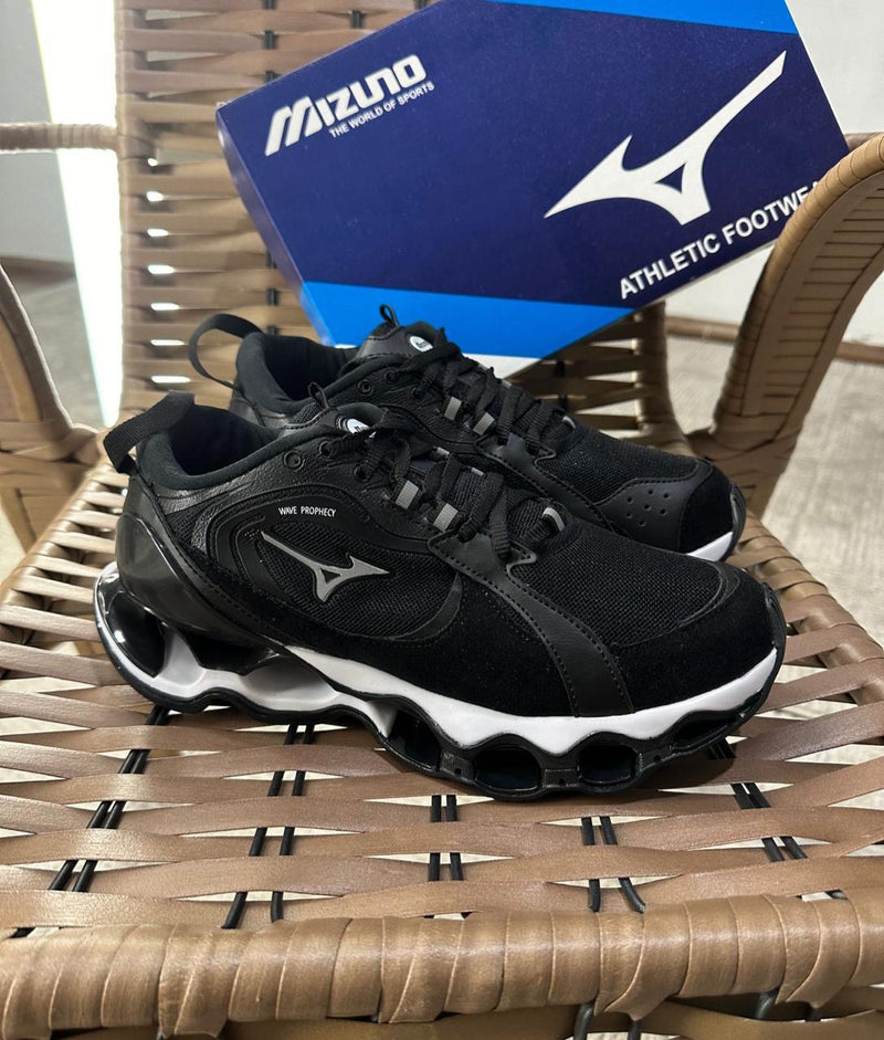 Mizuno Wave Beta 2