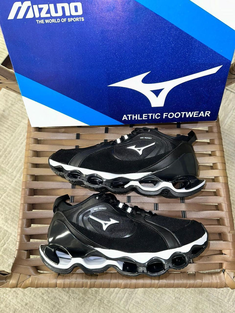 Mizuno Wave Beta 2
