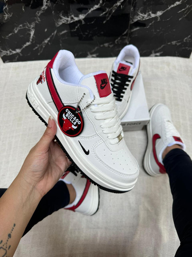 Nike CHICAGO BULLS
